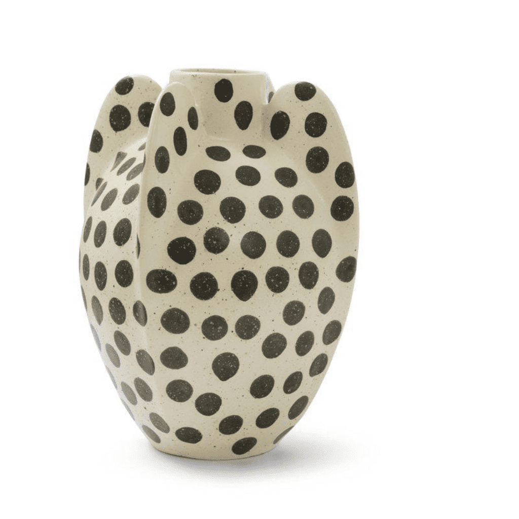 vase dots